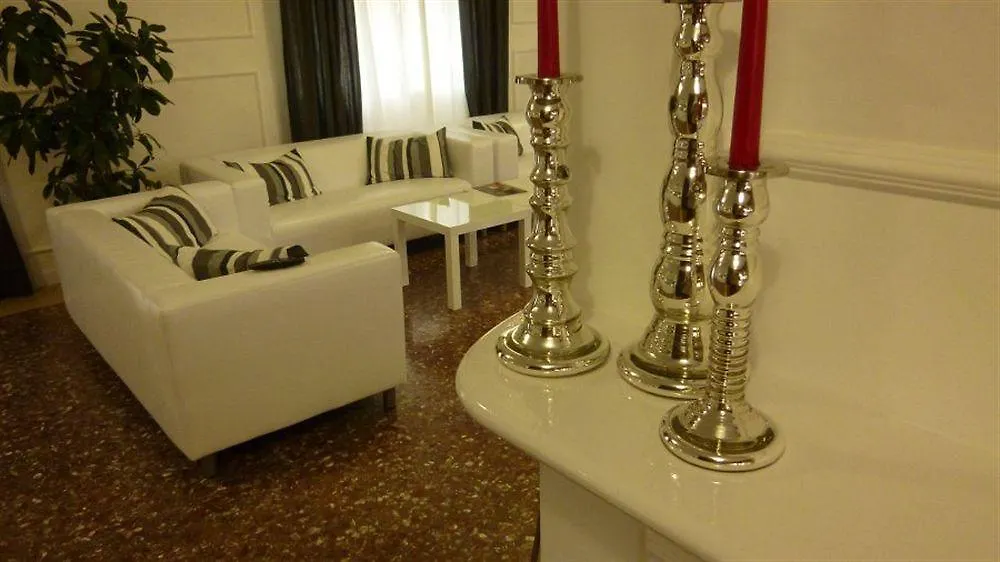 Hotel Amici Αγκριτζέντο